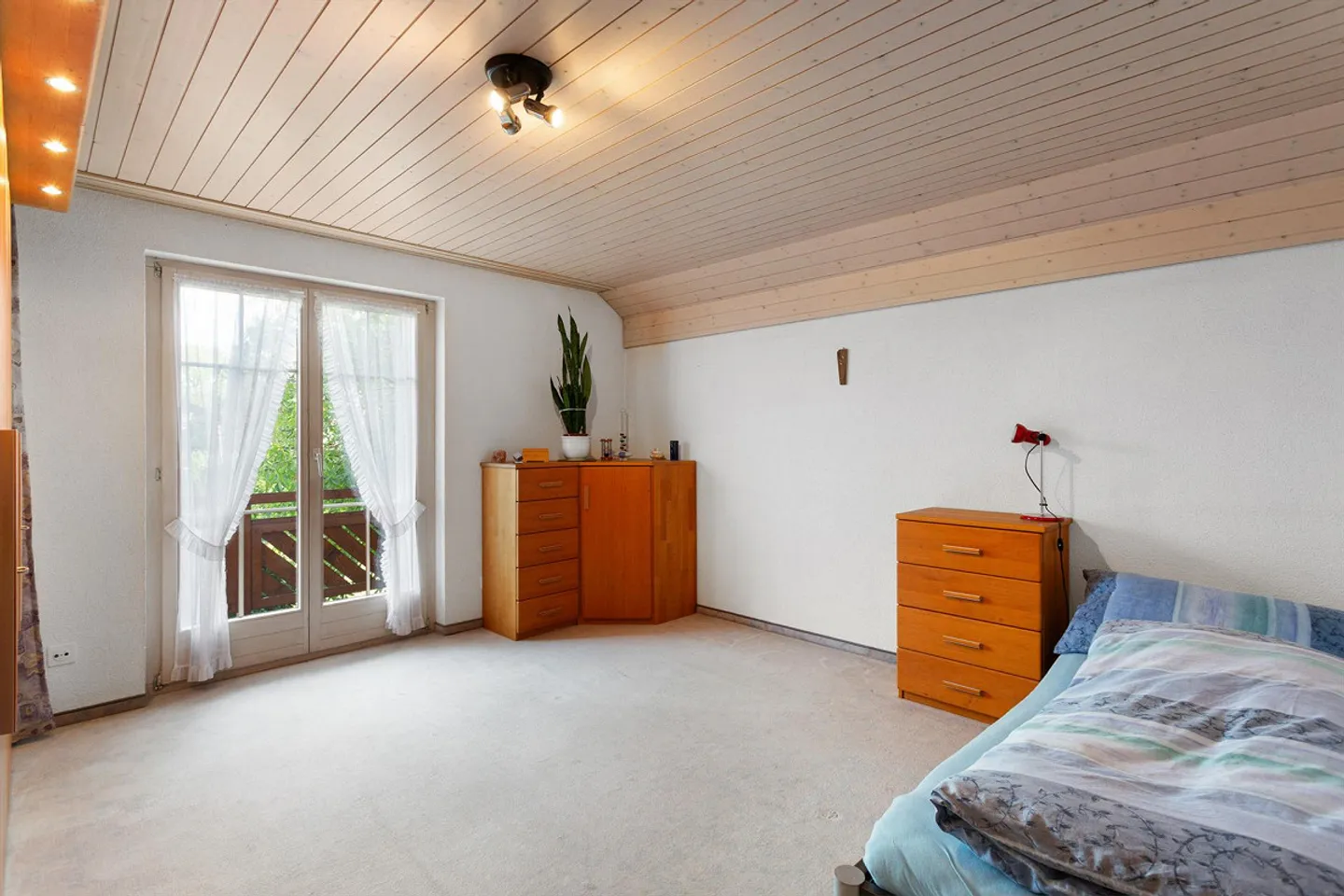 Maison individuelle avec grand jardin - Photo 5 sur 20