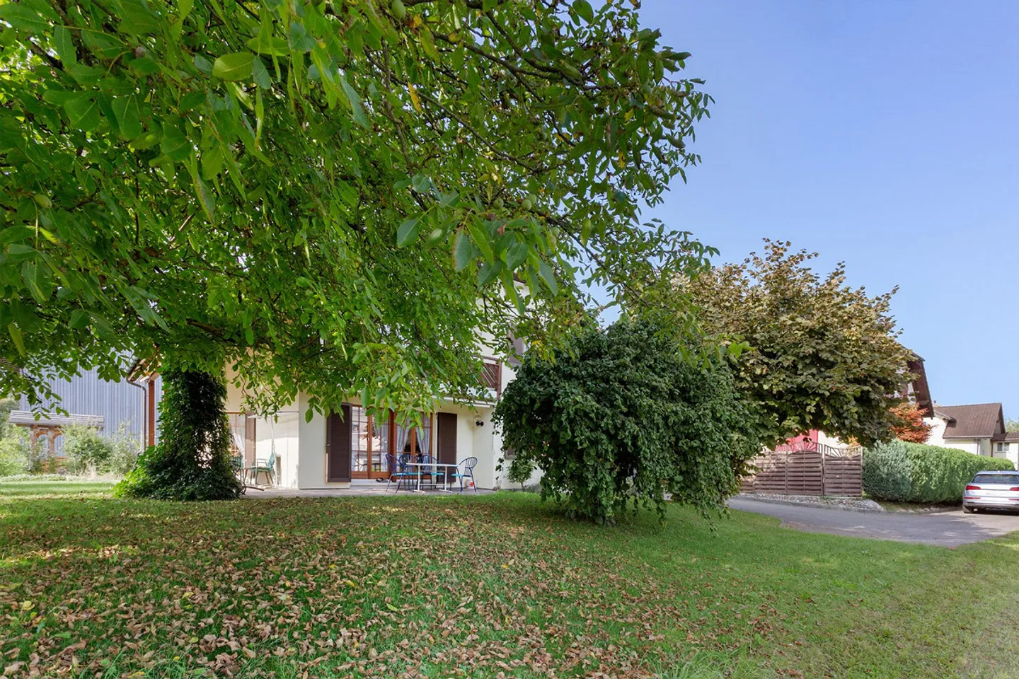 Maison individuelle avec grand jardin - Photo 2 sur 20