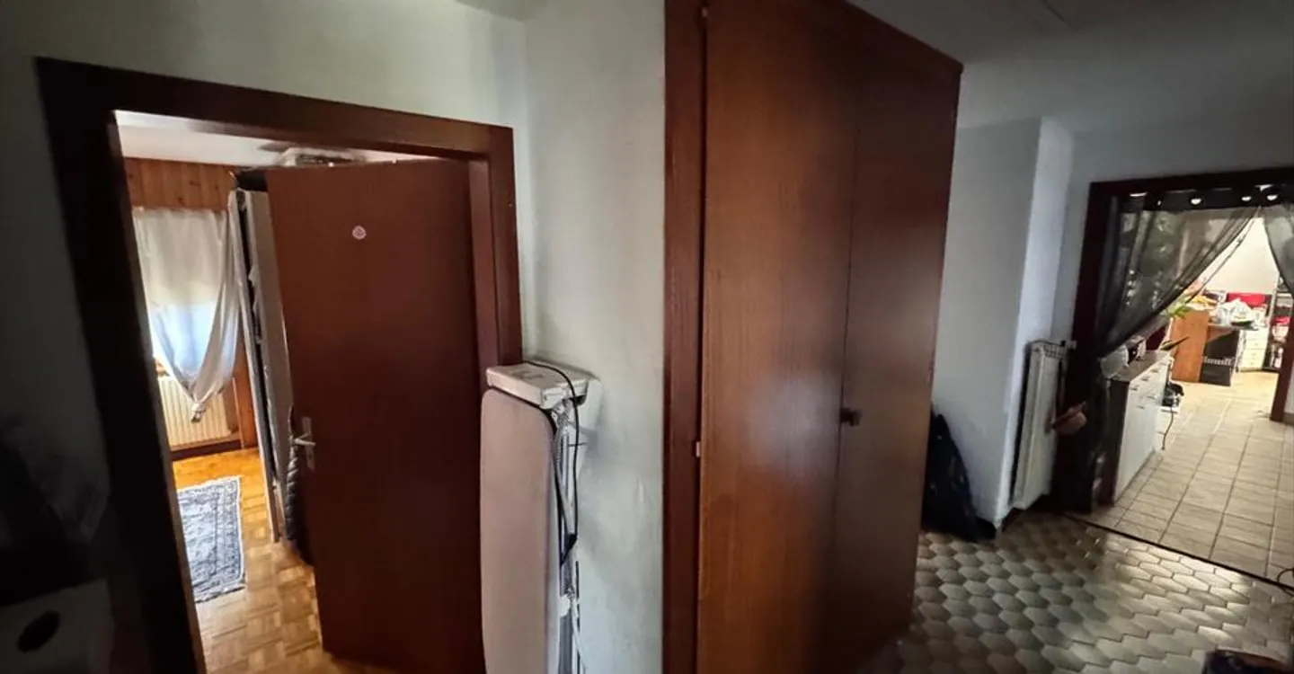 Casa di 10 vani - Foto 4 di 11