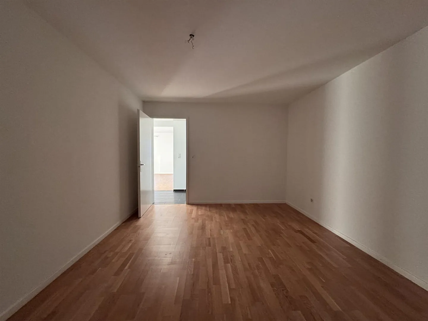 Appartamento luminoso di 3,5 locali - Bielstrasse 82, 2560 Nidau - Foto 4 di 8