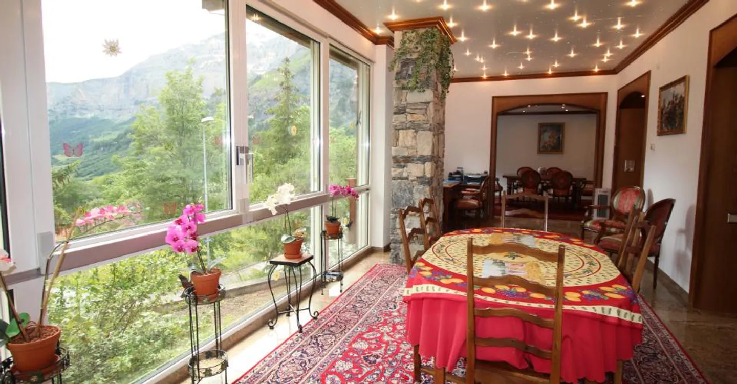Chalet Luxueux avec Terrasse - Photo 1 sur 10