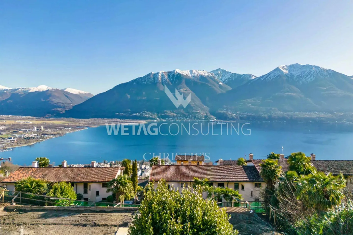 Villa di nuova costruzione con vista lago e grande giardino a Brione sopra Minusio ... - Foto 2 di 12