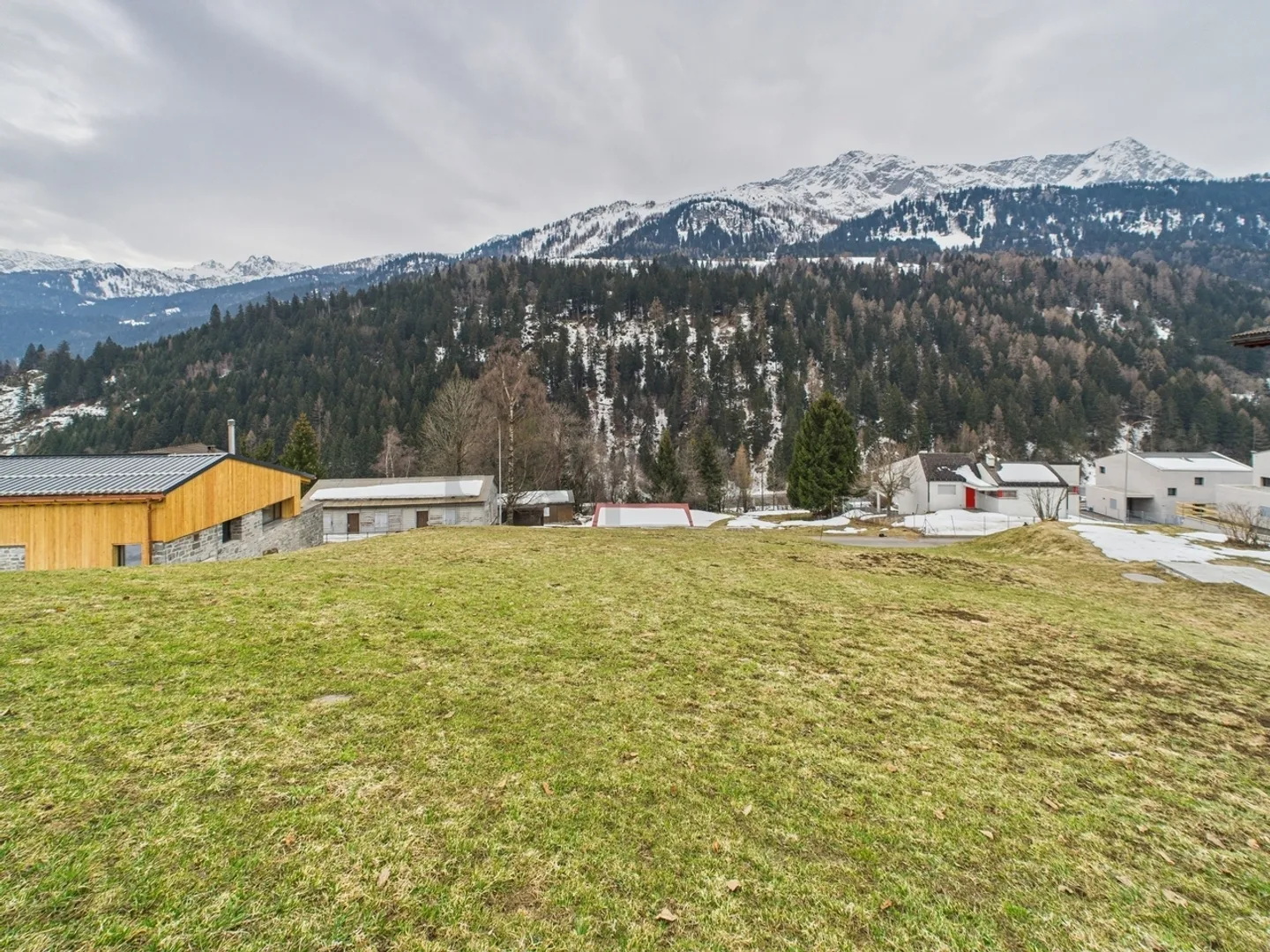 Unique building plot in Airolo with panoramic views - Photo 2 of 8