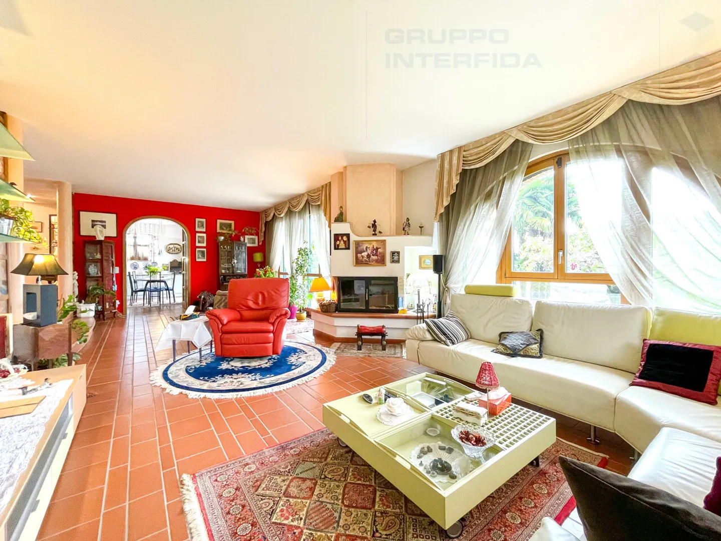 GRANDE VILLA CON PISCINA E DEPENDANCE - Foto 5 di 20