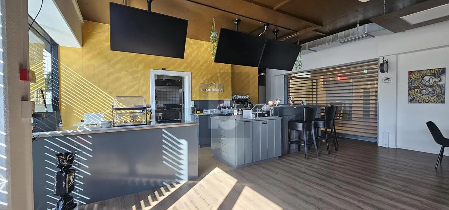 RESTAURANT GUT GELEGEN IM ZENTRUM MIGROS - Foto 3 von 6