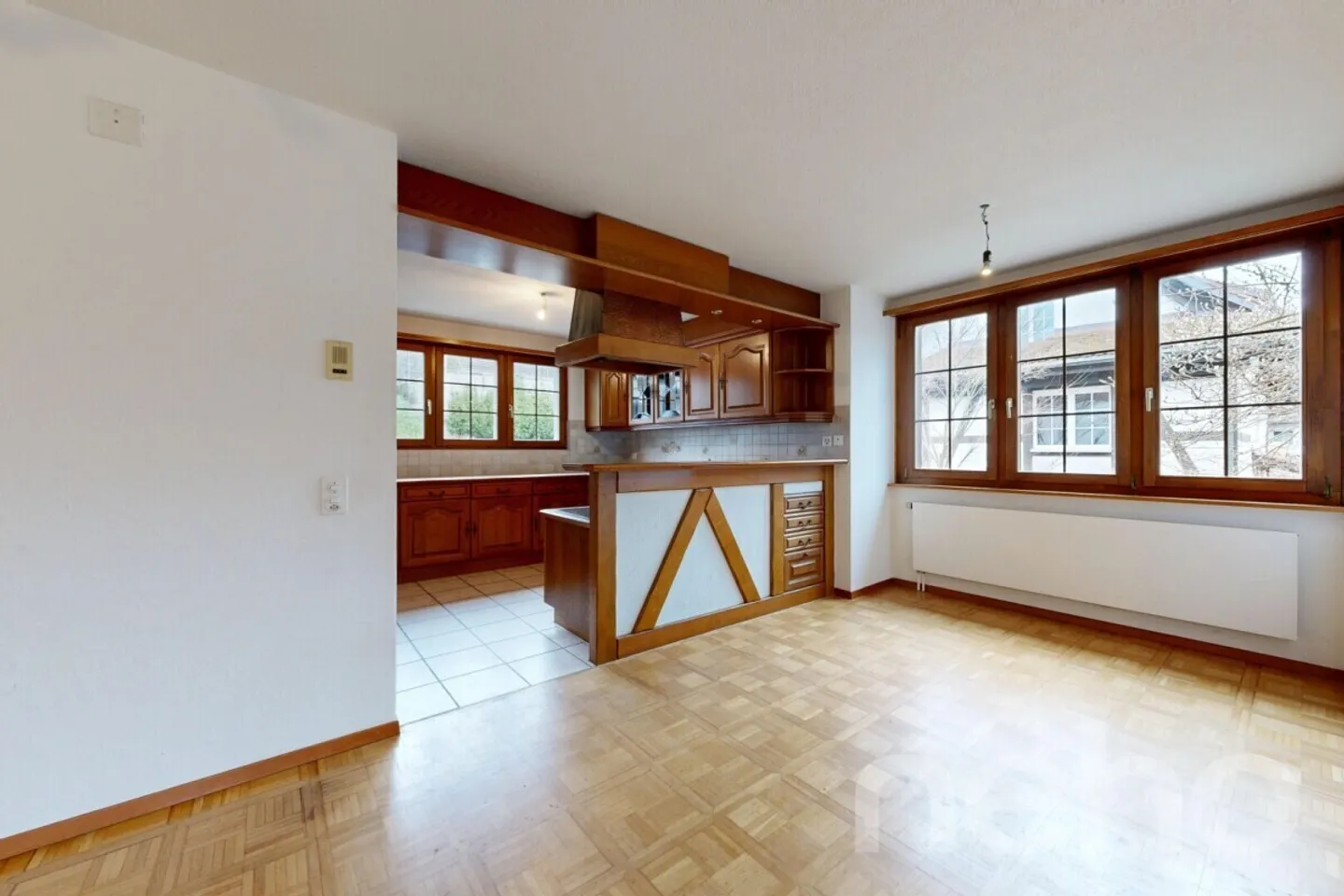 Maison semi-détachée de 6,5 pièces avec appartement - Photo 2 sur 11