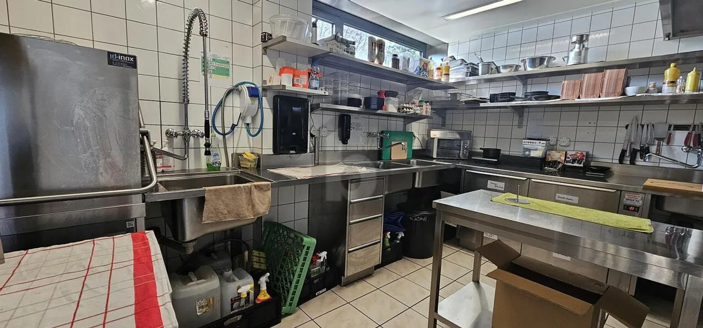RESTAURANT GUT GELEGEN IM ZENTRUM MIGROS - Foto 4 von 6