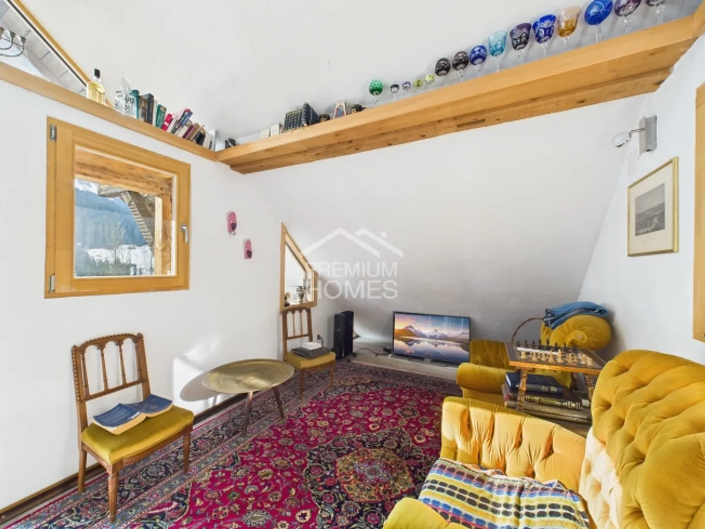 Nature-oriented single-family house - Peace, mountains, and quality of life - Photo 3 of 5