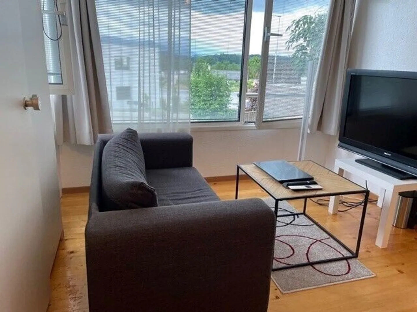 Appartamento ristrutturato a Villars - Foto 3 di 5