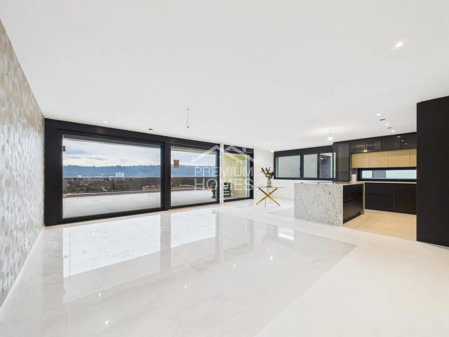 Luxuswohnung mit Terrasse - Foto 1 von 7