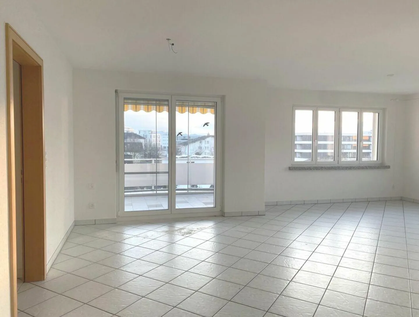 "Sonnig, Ruhig und Zentrumsnah - 4.5 Zimmer-Eigentumswohnung - Foto 3 von 20