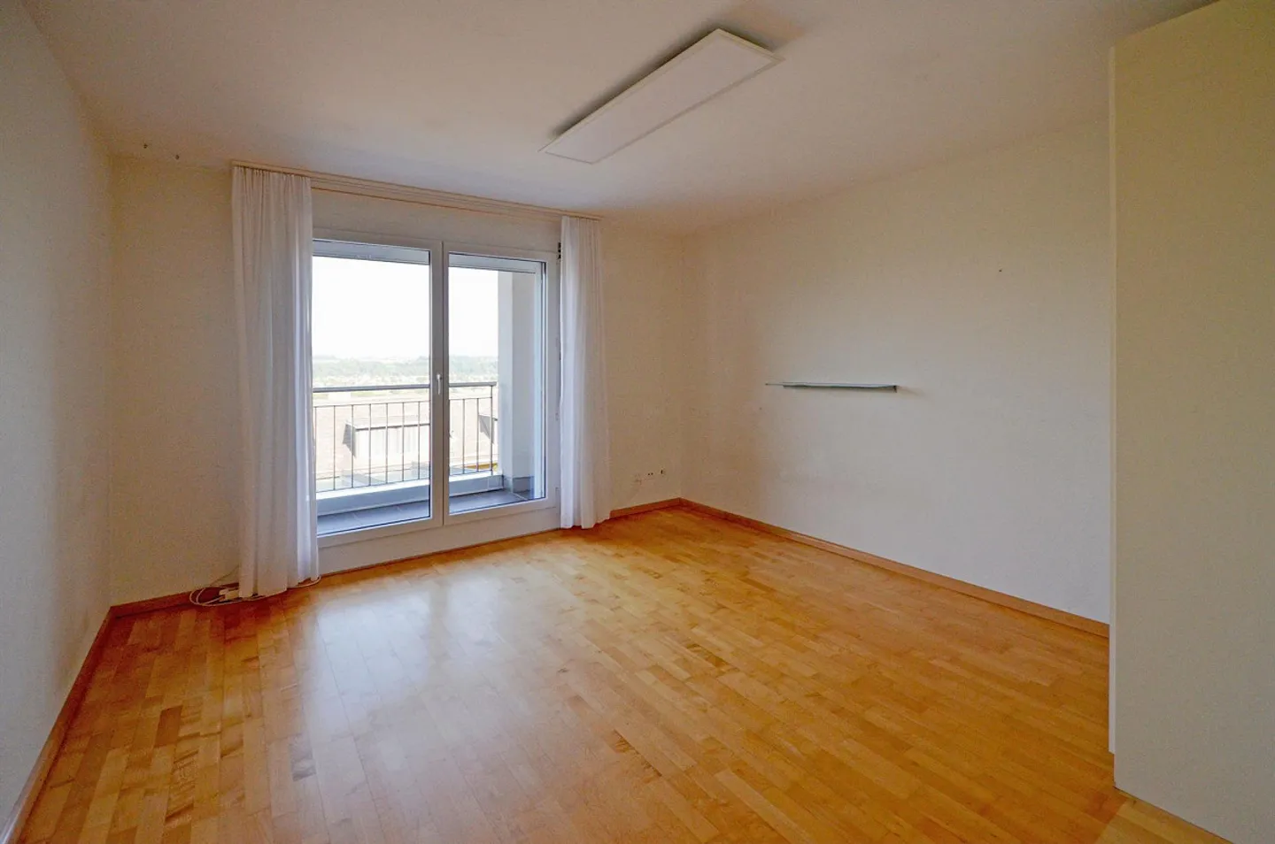 OPEN HOUSE: Panoramic views, living comfort and family life combined - Photo 11 of 17