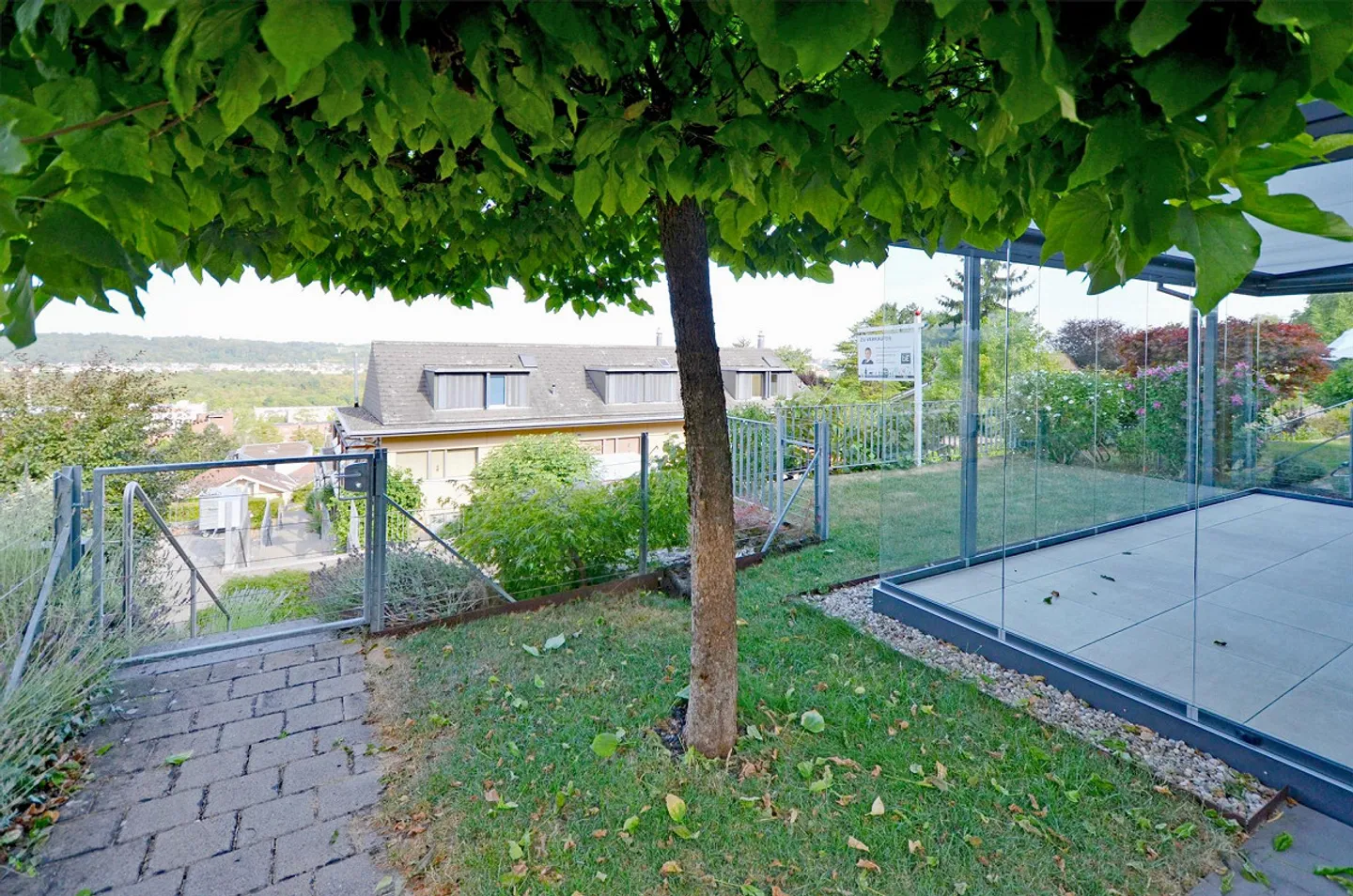 OPEN HOUSE: Panoramic views, living comfort and family life combined - Photo 13 of 17