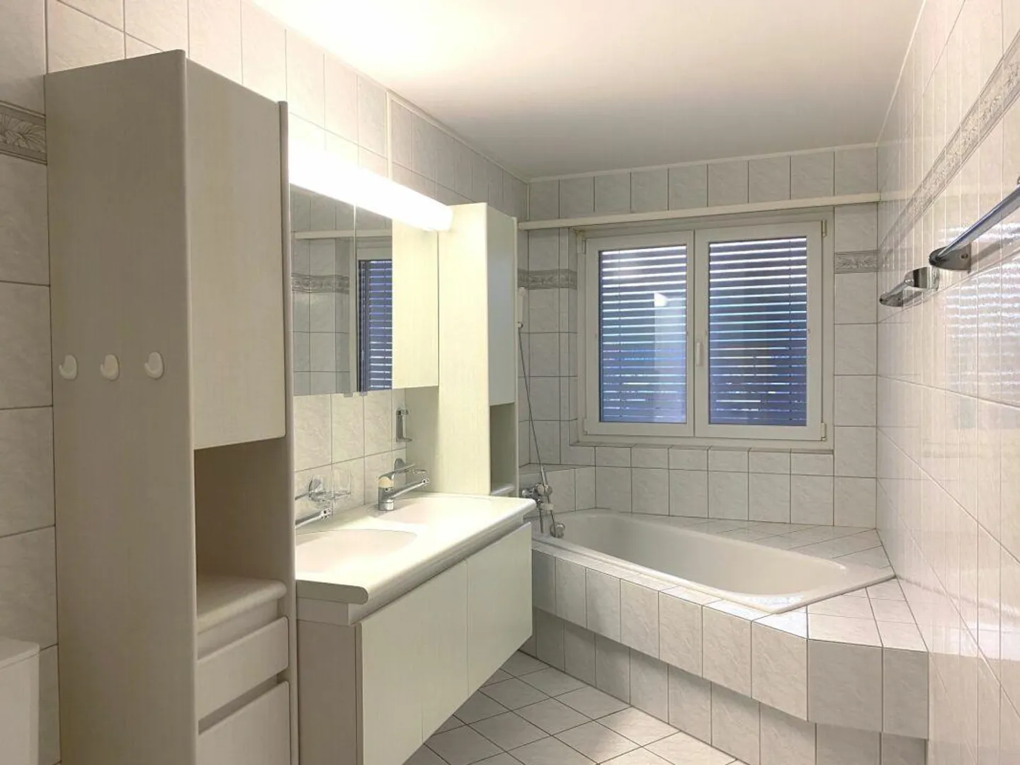 "Sonnig, Ruhig und Zentrumsnah - 4.5 Zimmer-Eigentumswohnung - Foto 10 von 20