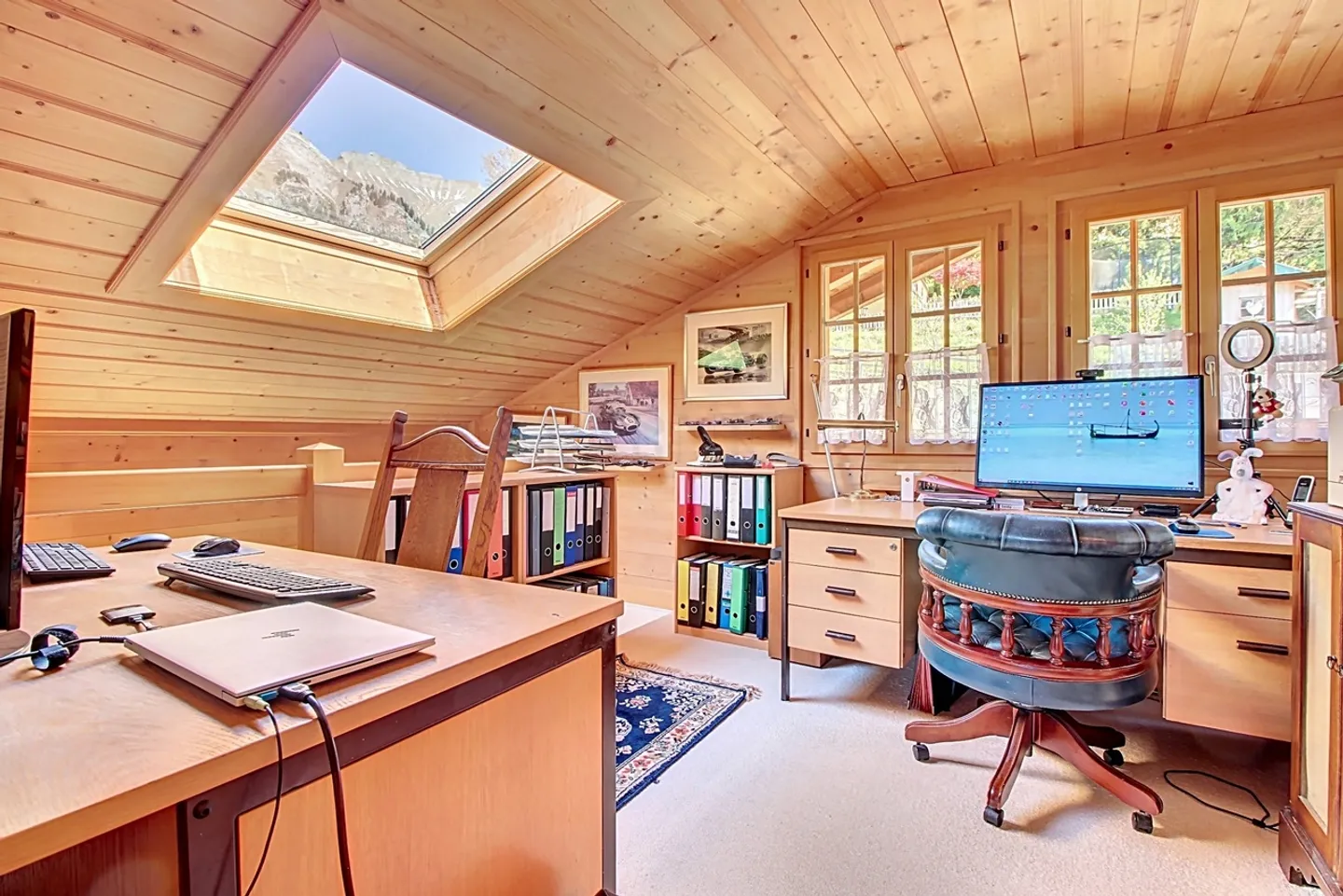 Magnificent chalet with breathtaking view - Photo 10 of 13