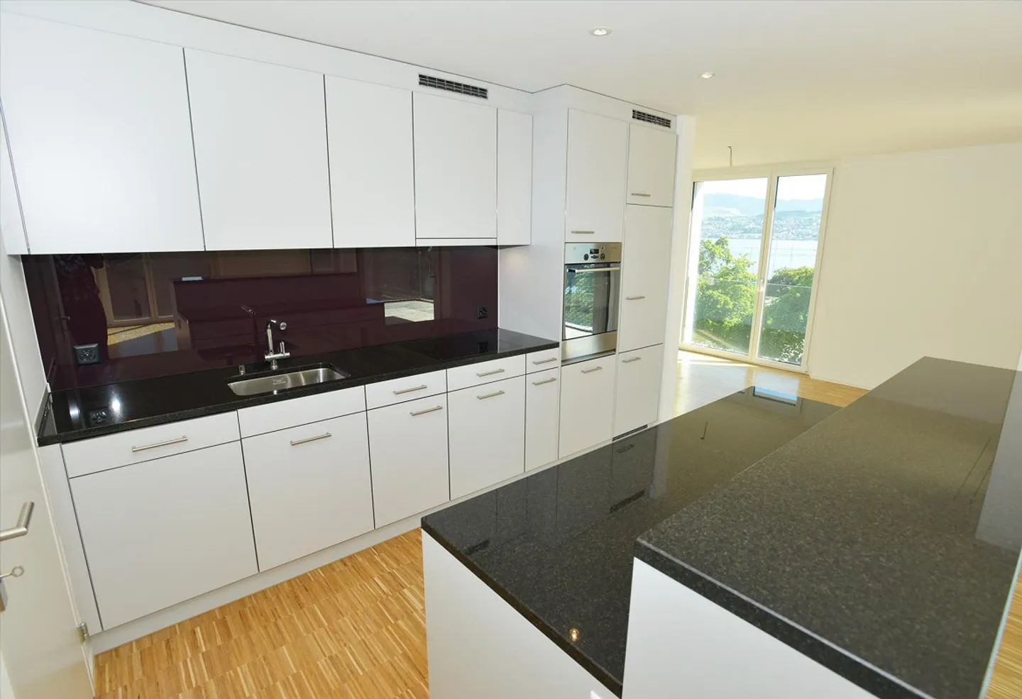 Wonderful Maisonette Apartment with Dream View - Photo 3 of 8