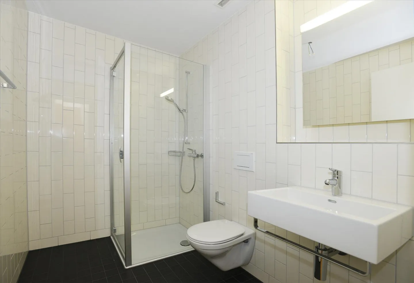 Wonderful Maisonette Apartment with Dream View - Photo 4 of 8