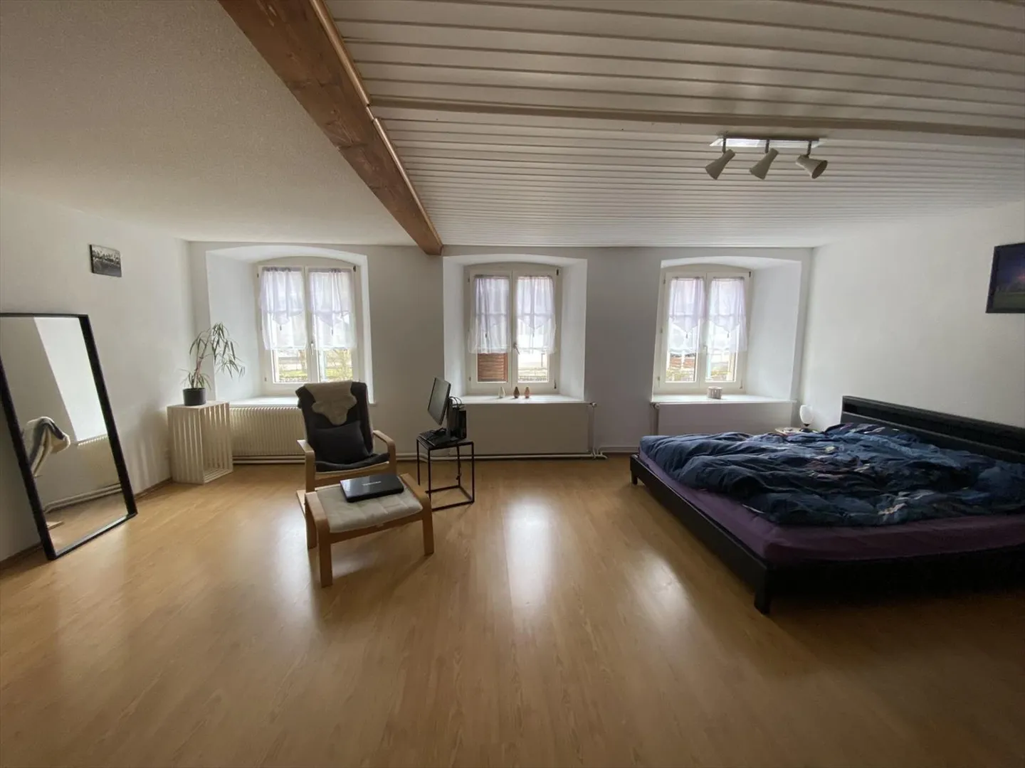 Residential building for sale - Photo 10 of 13