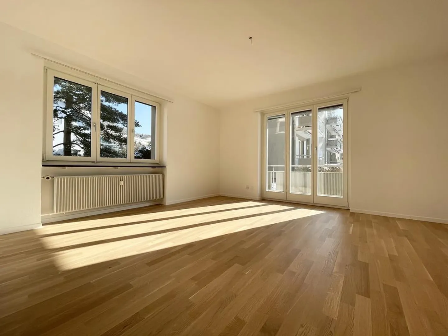 ENVIRONNEMENT DE VIE ÉLÉGANT DANS UN EMPLACEMENT DE CHOIX À OBERWIL! - Photo 4 sur 8