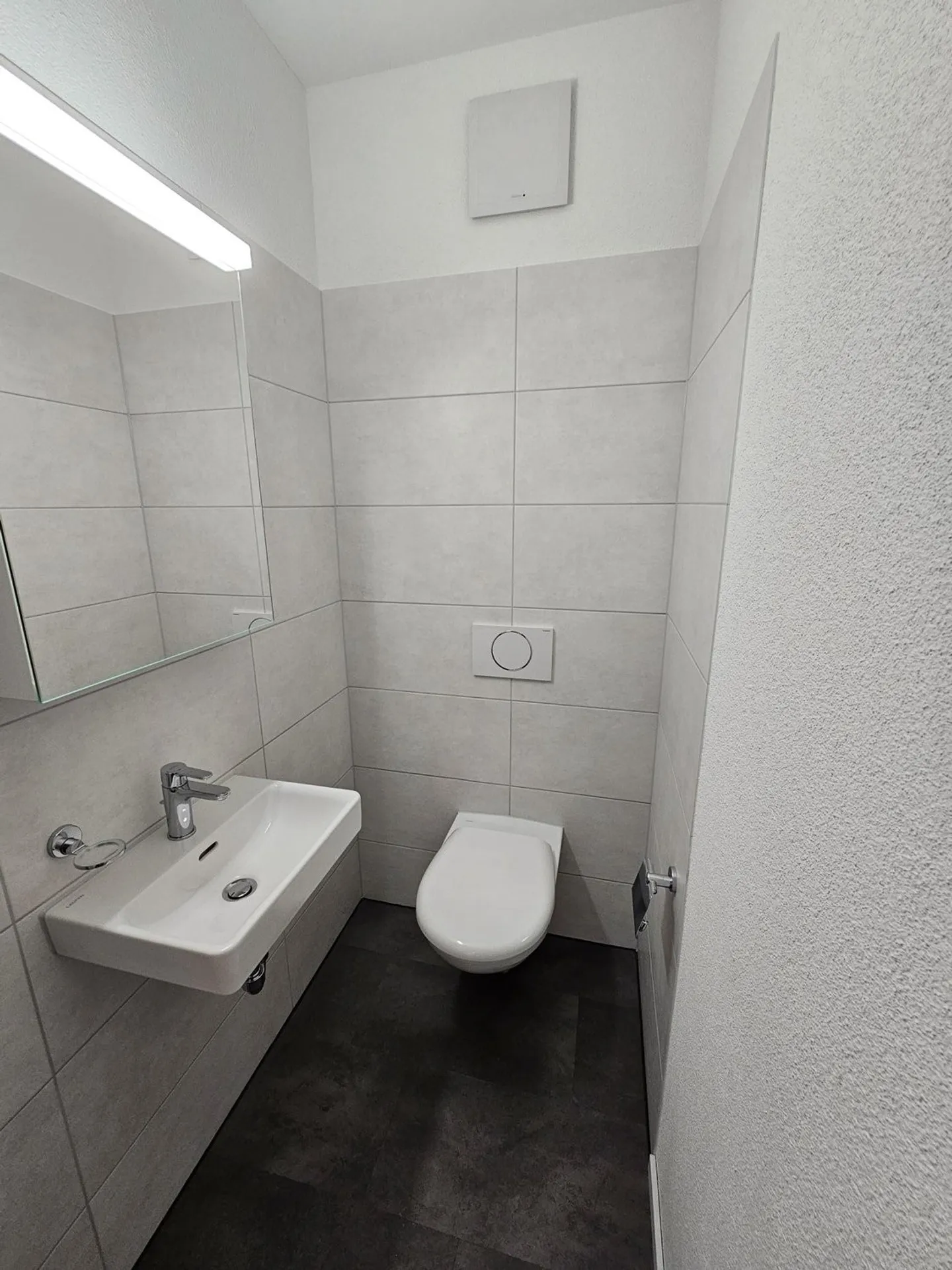 Energetically renovated 4-room apartment in the Breitenrain district - Photo 9 of 10