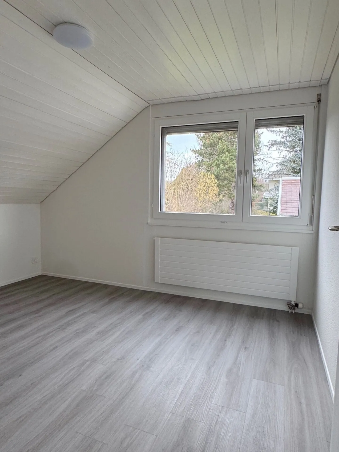 Freistehendes EFH mit Weitsicht - Foto 15 von 17