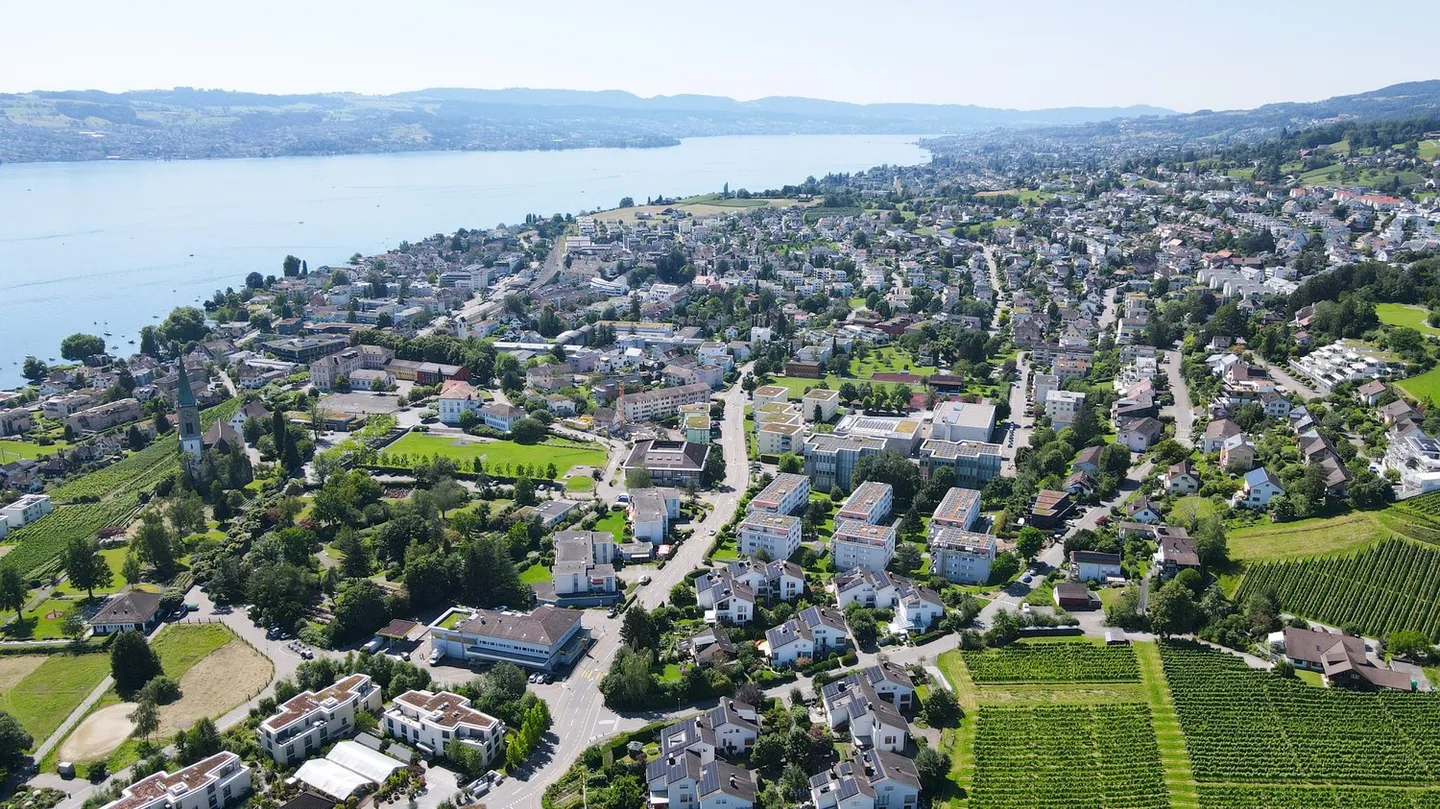 Nuova costruzione "VILYA" - Vivere con una vista eccezionale sul lago e sulle montagne in una posizione tranquilla - Foto 12 di 12
