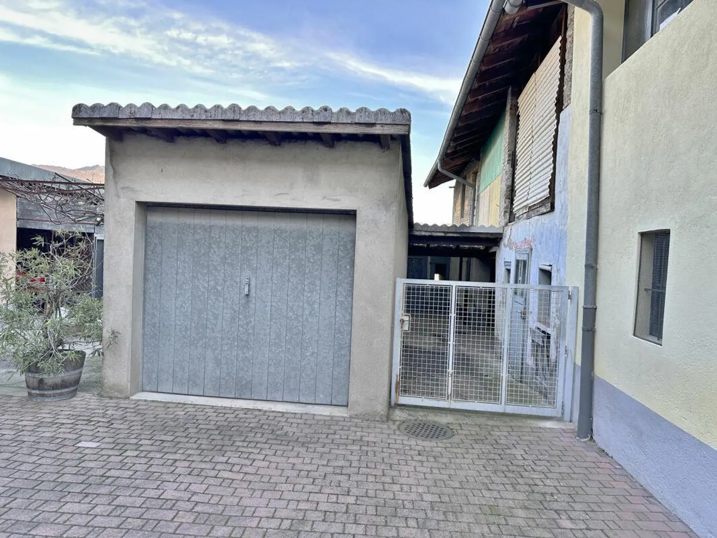 Complexe de noyau intéressant, deux unités résidentielles, rustique et cour privée - Photo 6 sur 13