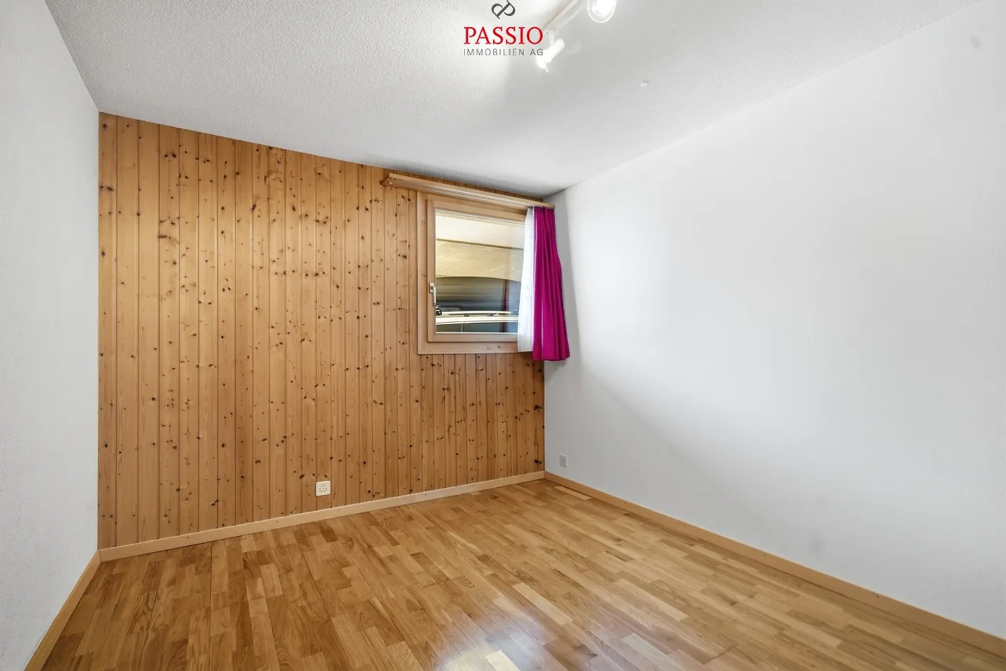 Spacious 5-room apartment with Alpine view and private garden - Photo 14 of 20