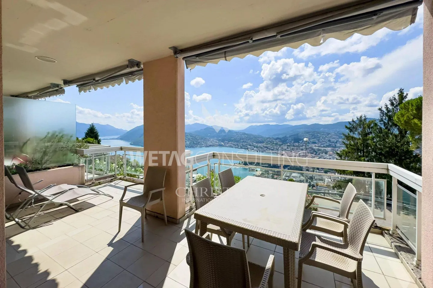 Lugano-Aldesago: Appartamento accogliente con vista magnifica sul lago in vendita - Foto 2 di 13
