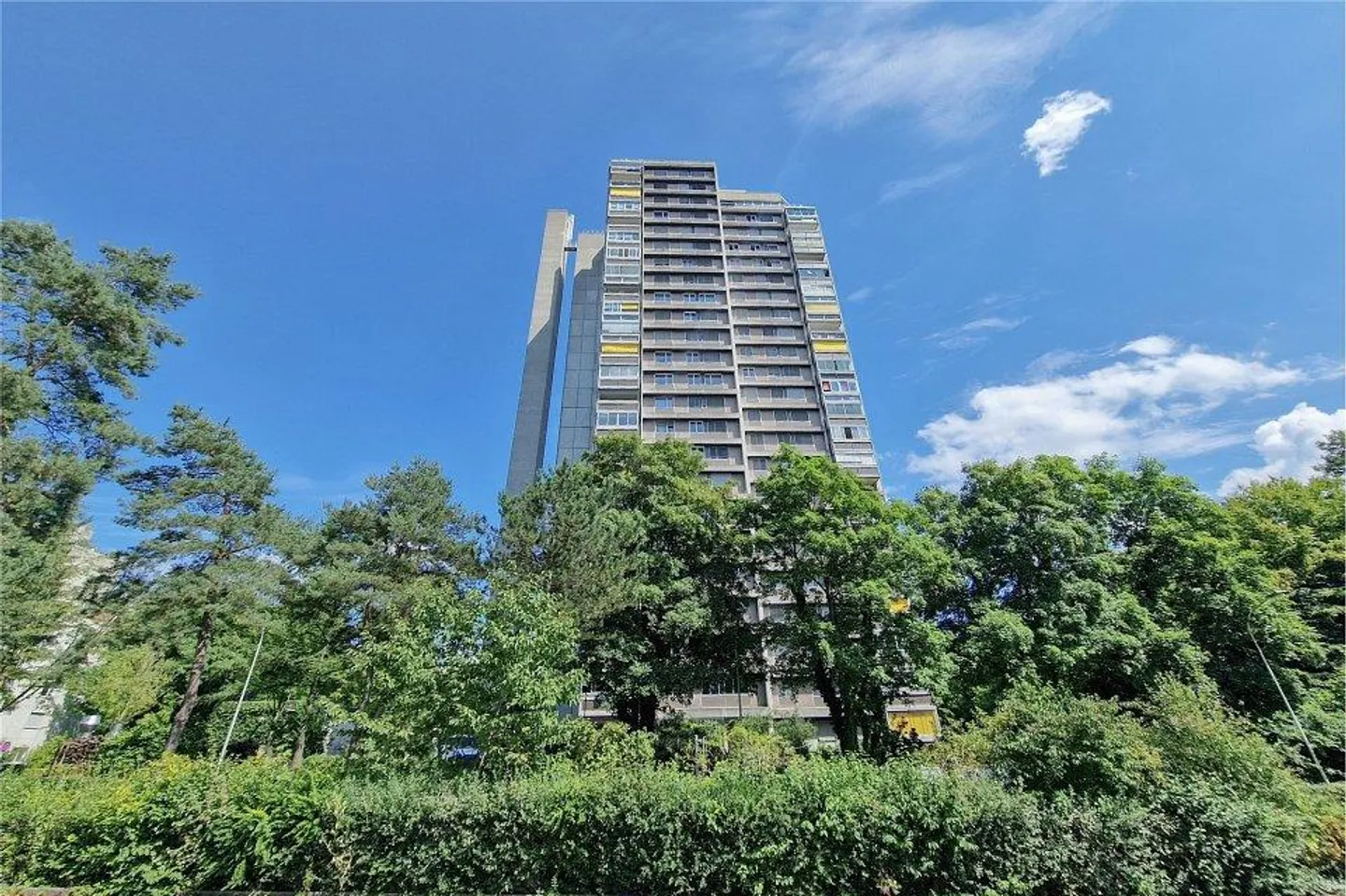 Urban living, enjoying greenery - in the heart of Bern. - Photo 1 of 13