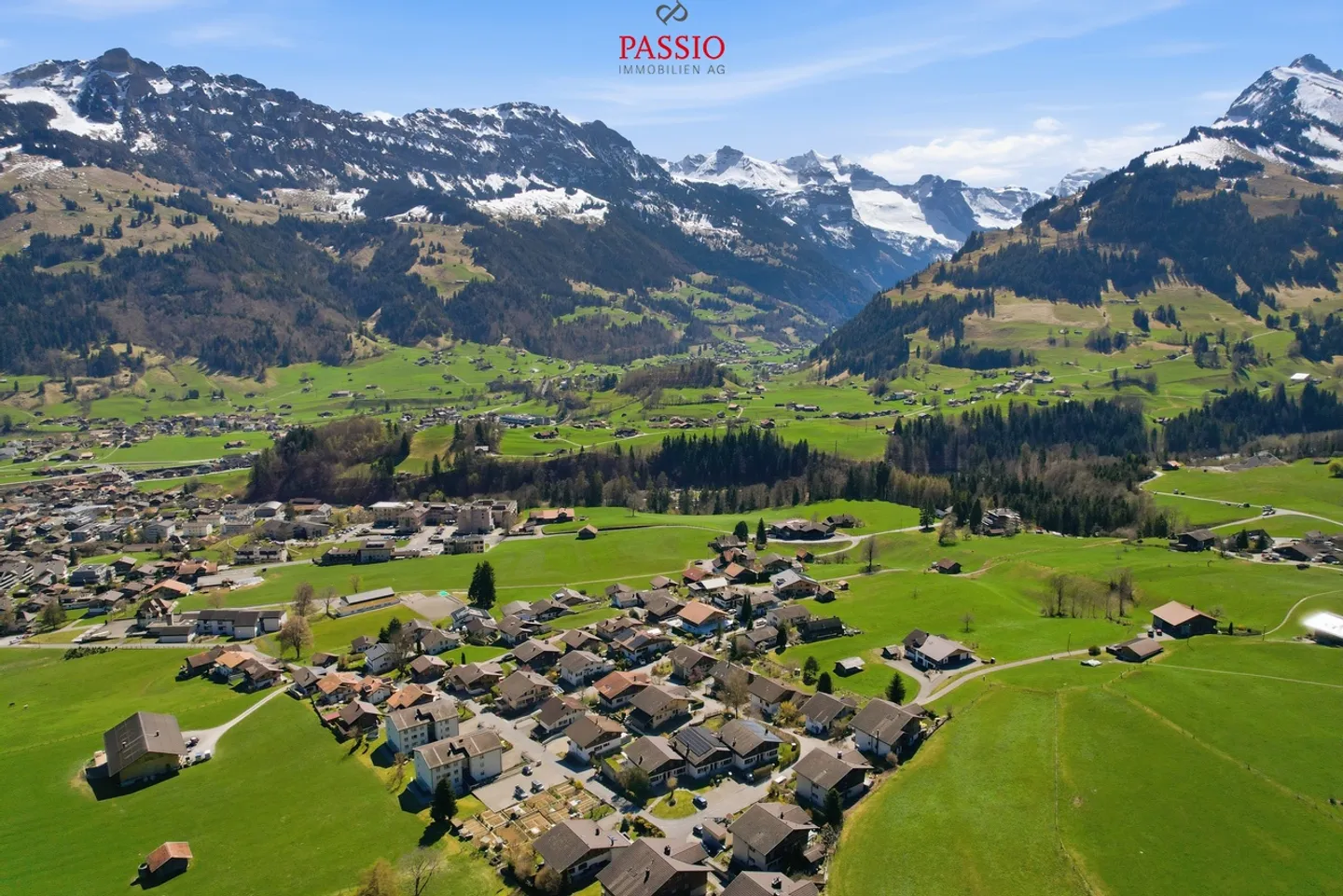 Spacious 5-room apartment with Alpine view and private garden - Photo 20 of 20