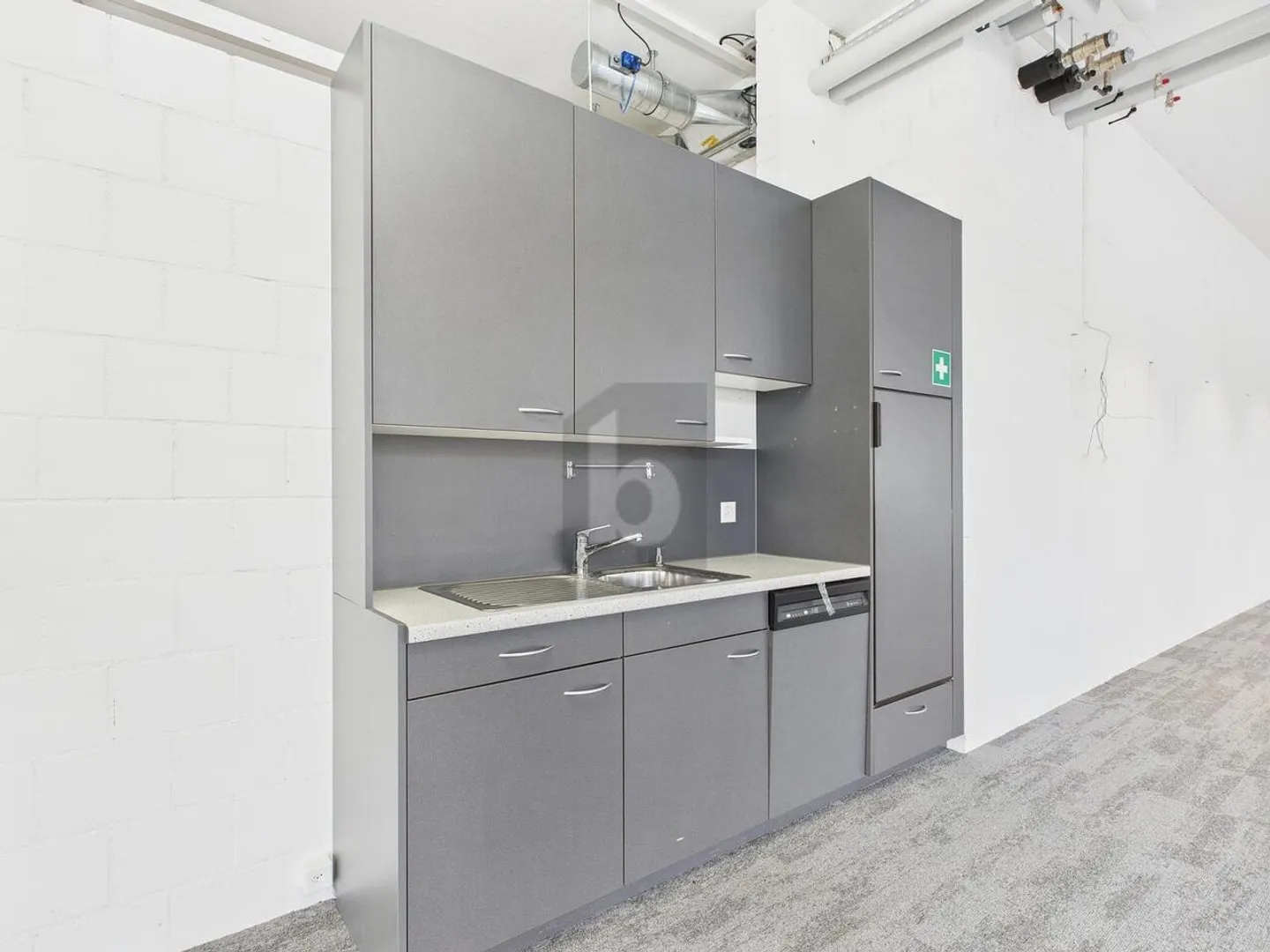 MODERN, GROSSZÜGIG UND ZENTRAL - Foto 5 von 6