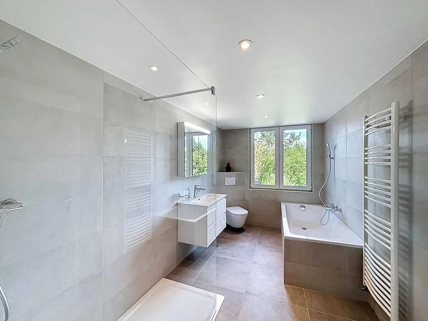 Dreieinhalb-Zimmer-Triplex mit Terrassen und unabhängigem Studio - Foto 11 von 12