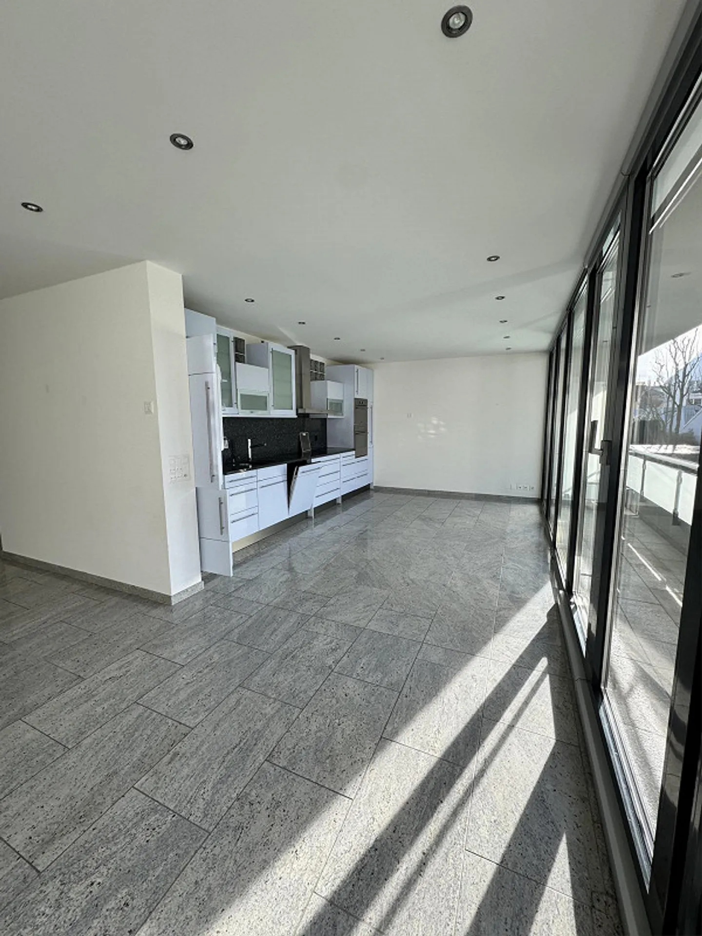 Modern 3.5-room apartment in a central location – St. Alban-Anlage 70 - Photo 4 of 9