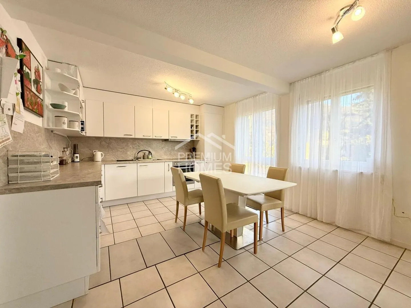 Appartamento Incantevole con Giardino - Foto 3 di 8