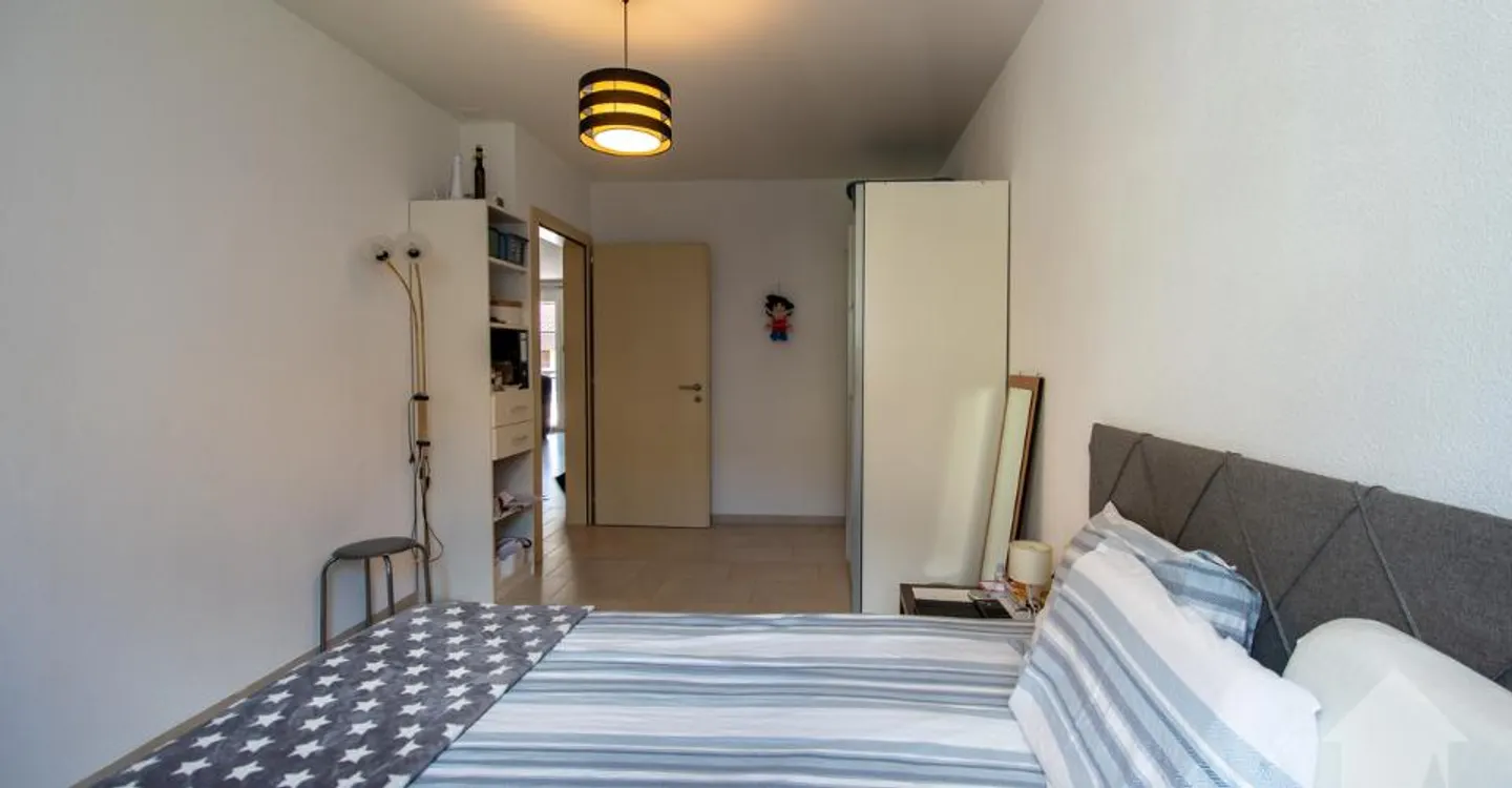Appartement spacieux 4.5 pièces - Photo 8 sur 12