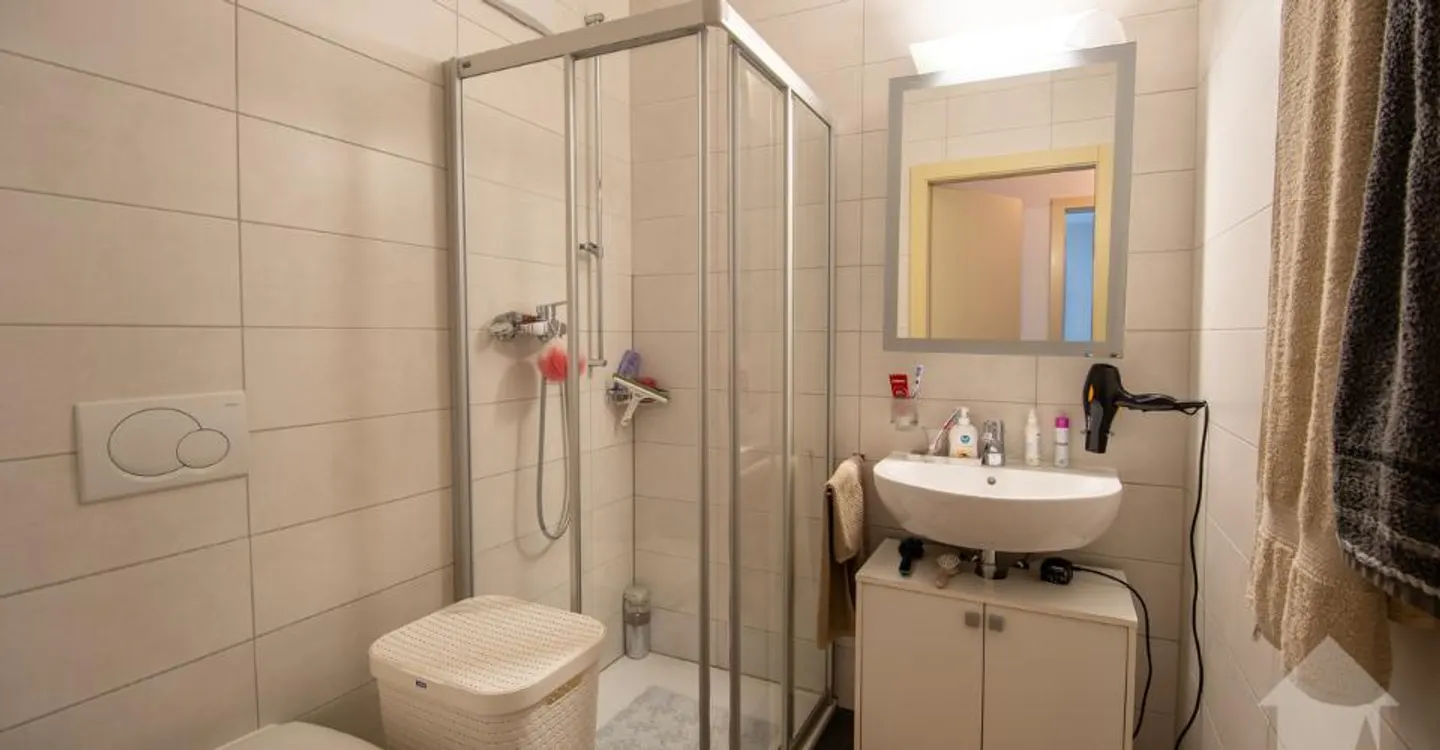 Appartement spacieux 4.5 pièces - Photo 10 sur 12