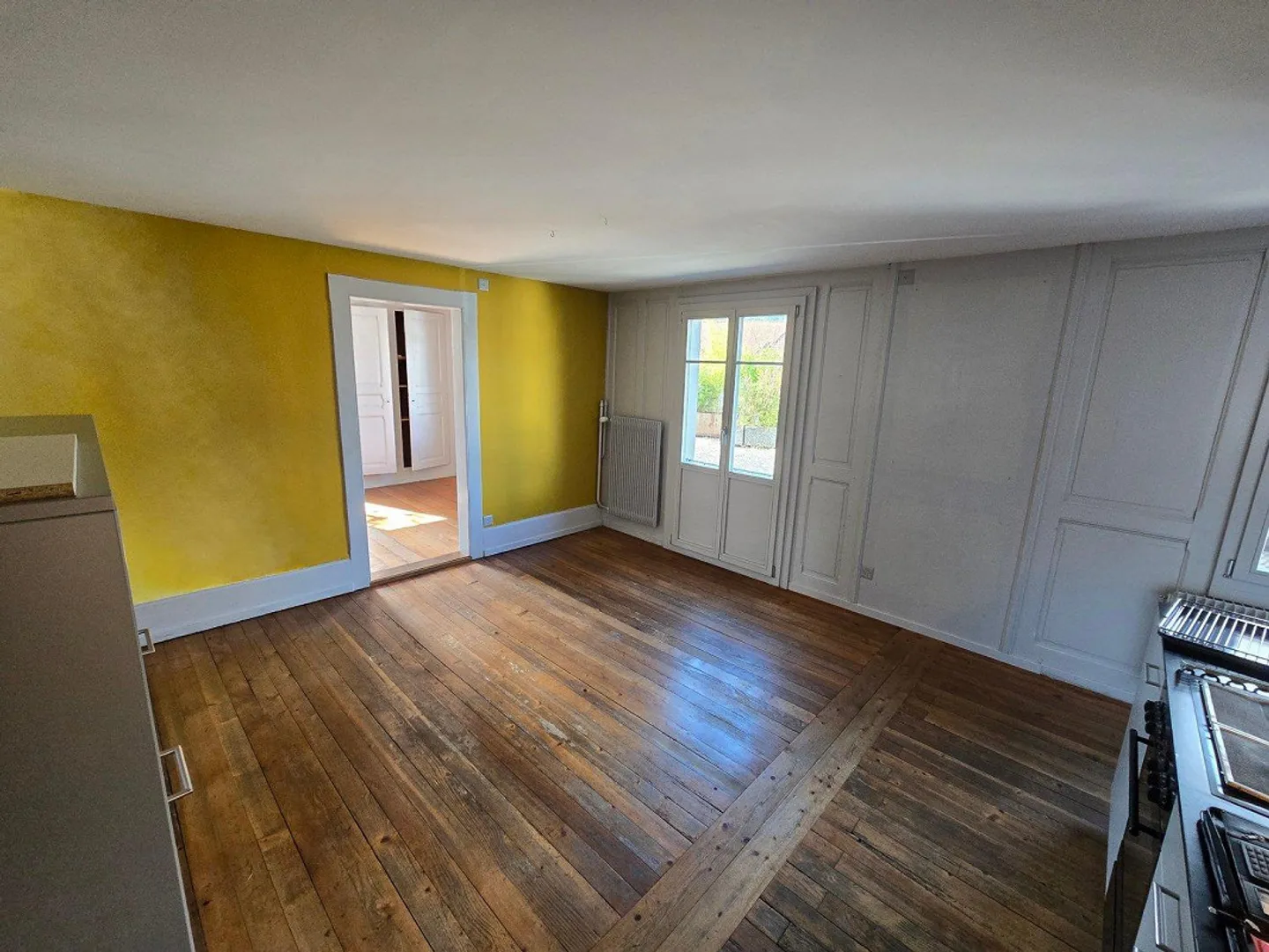 Charmante 4-Zimmer-Wohnung inmitten von Laupen - Foto 2 von 10