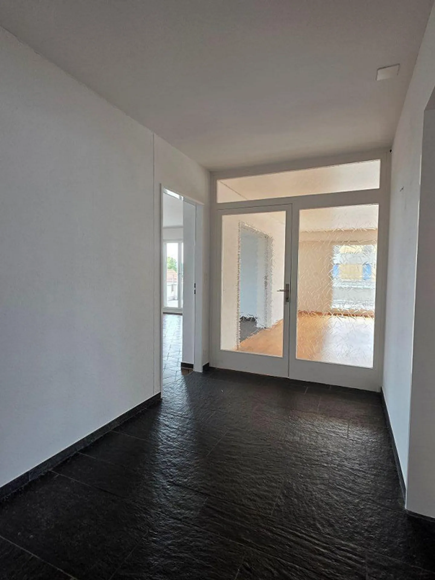 Geräumige Attikawohnung im Zentrum - Foto 6 von 13