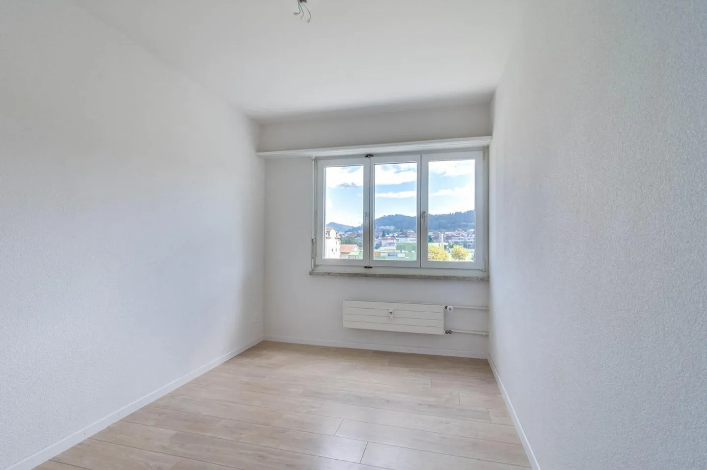 Modern Apartment in St. Fiden - Photo 7 of 9