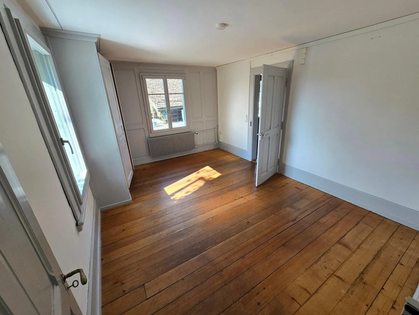 Charmante 4-Zimmer-Wohnung inmitten von Laupen - Foto 6 von 10