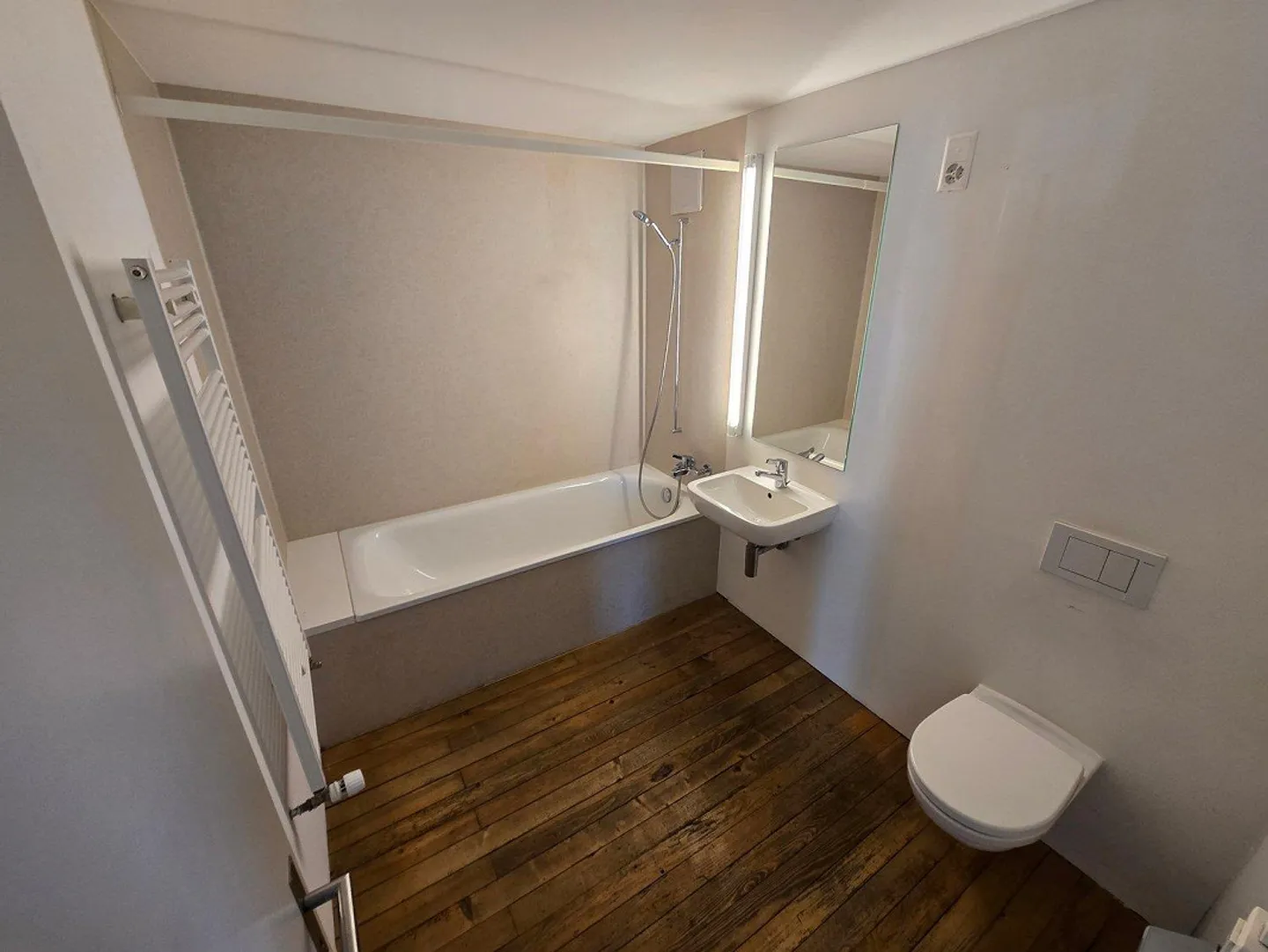 Charmante 4-Zimmer-Wohnung inmitten von Laupen - Foto 7 von 10