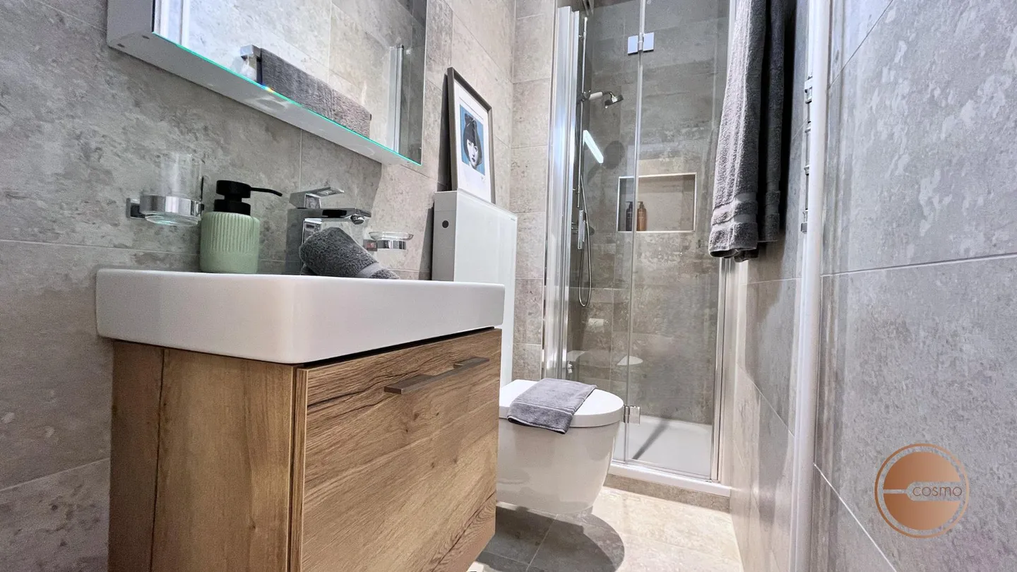 NUOVO! APPARTAMENTO SERVIZI MODERNO CON 2 CAMERE DA LETTO - Foto 12 di 15