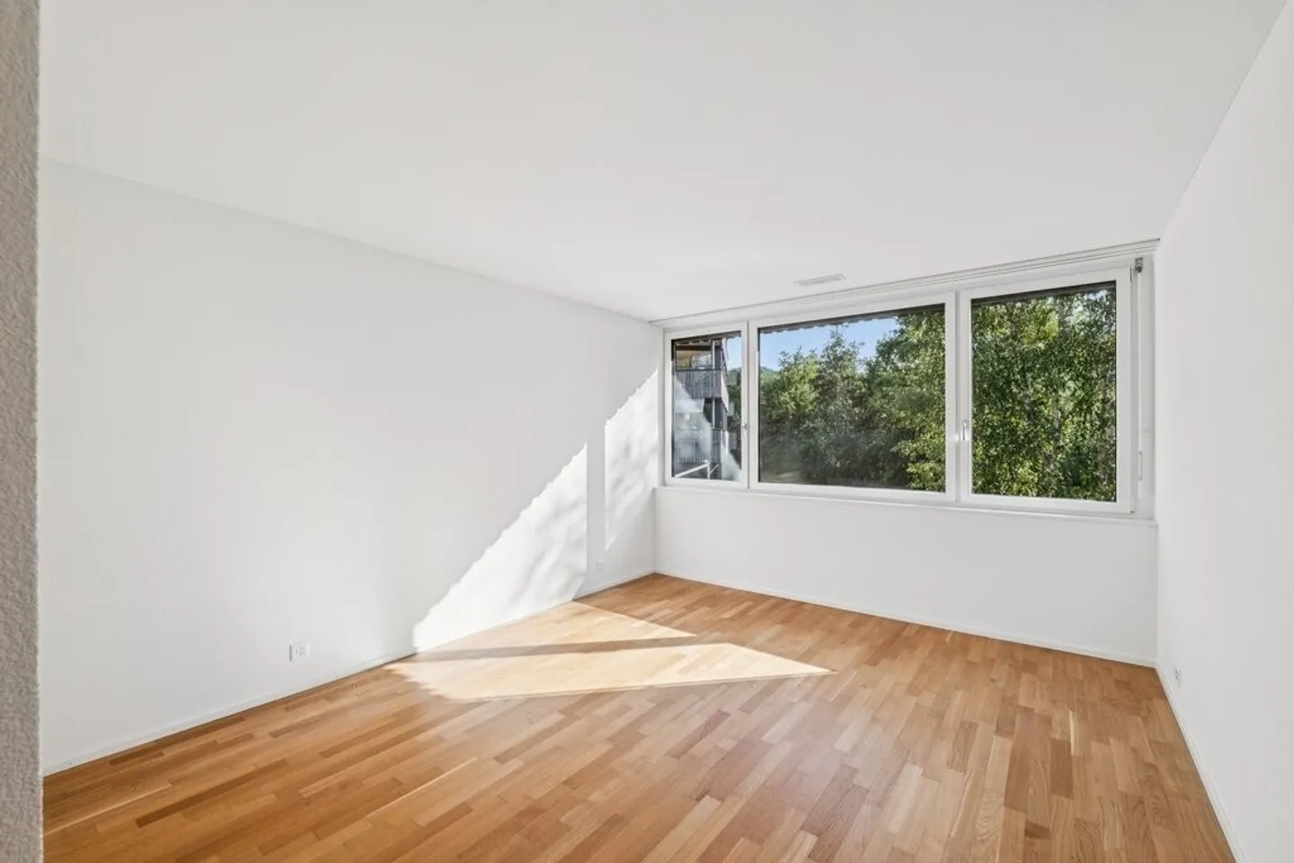 Vie moderne avec loggia - Photo 6 sur 11