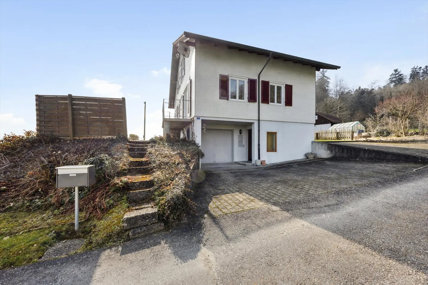 7-room house - Photo 2 of 10