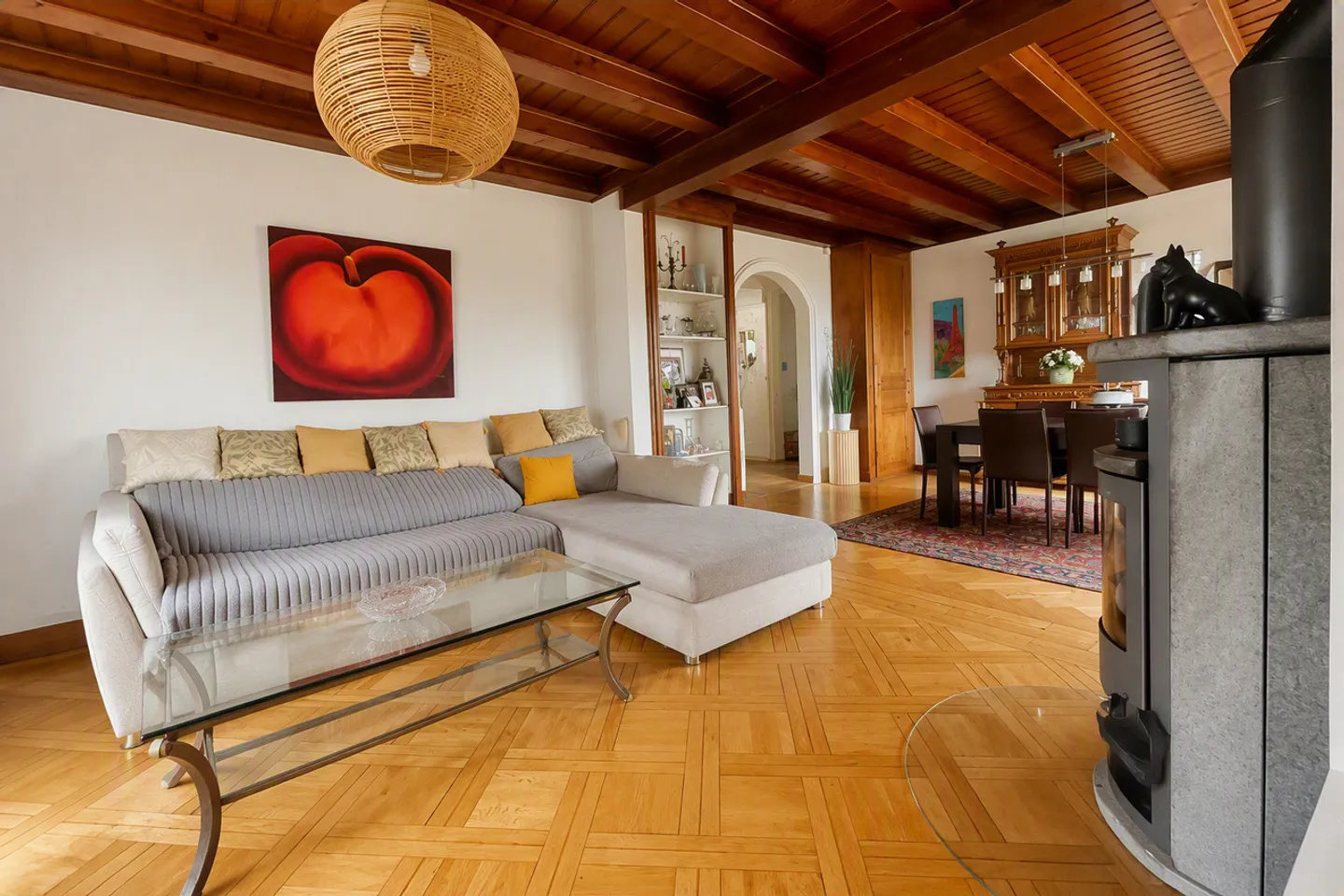 Charming 9.5-room house with a view of the lake and the Alps - Photo 4 of 8