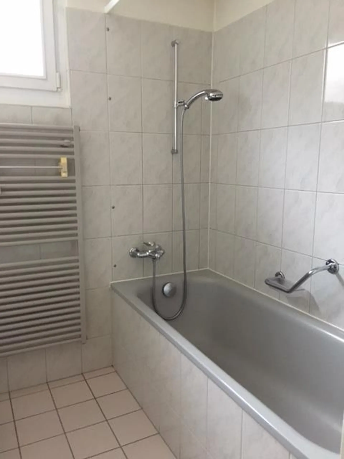 Appartement 3,5 pièces dans un emplacement calme à Allschwil - Photo 8 sur 9