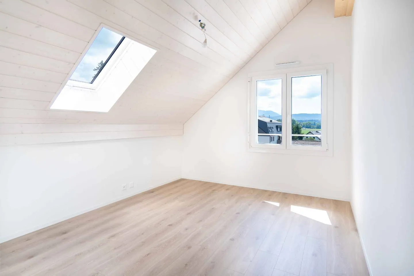 Charmante Attikawohnung mit Blick - Foto 6 von 7