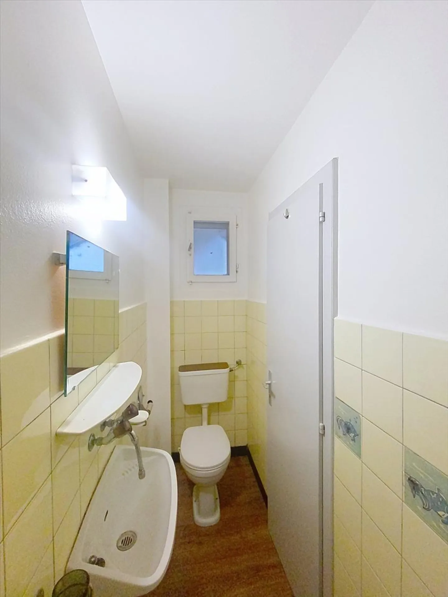 Studio im Stadtzentrum von Yverdon-les-Bains - Foto 2 von 4