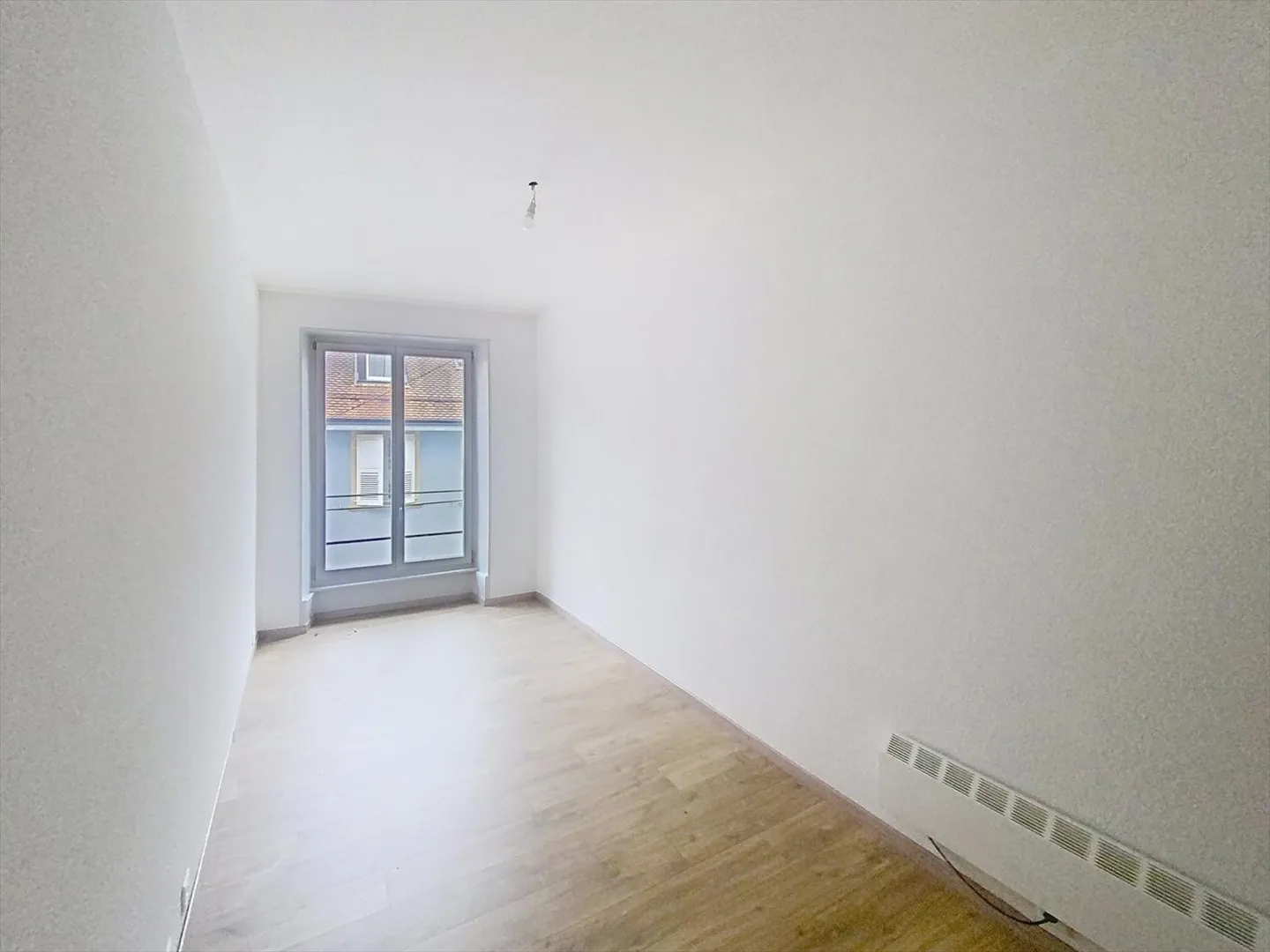 Studio im Stadtzentrum von Yverdon-les-Bains - Foto 3 von 4